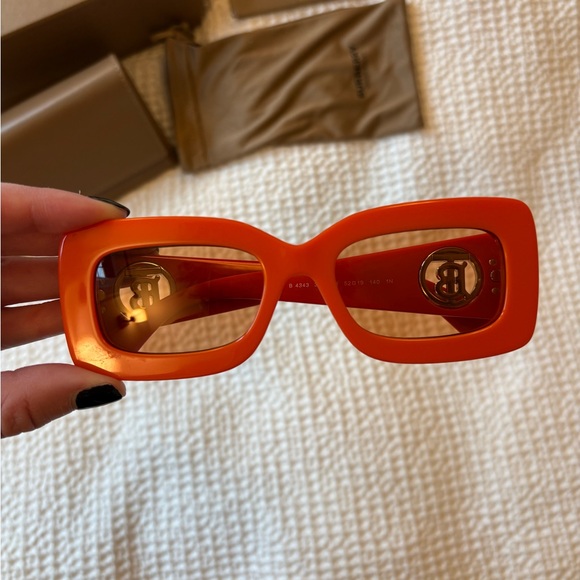 Burberry “Astrid” Sunglasses in Orange - Picture 3 of 10